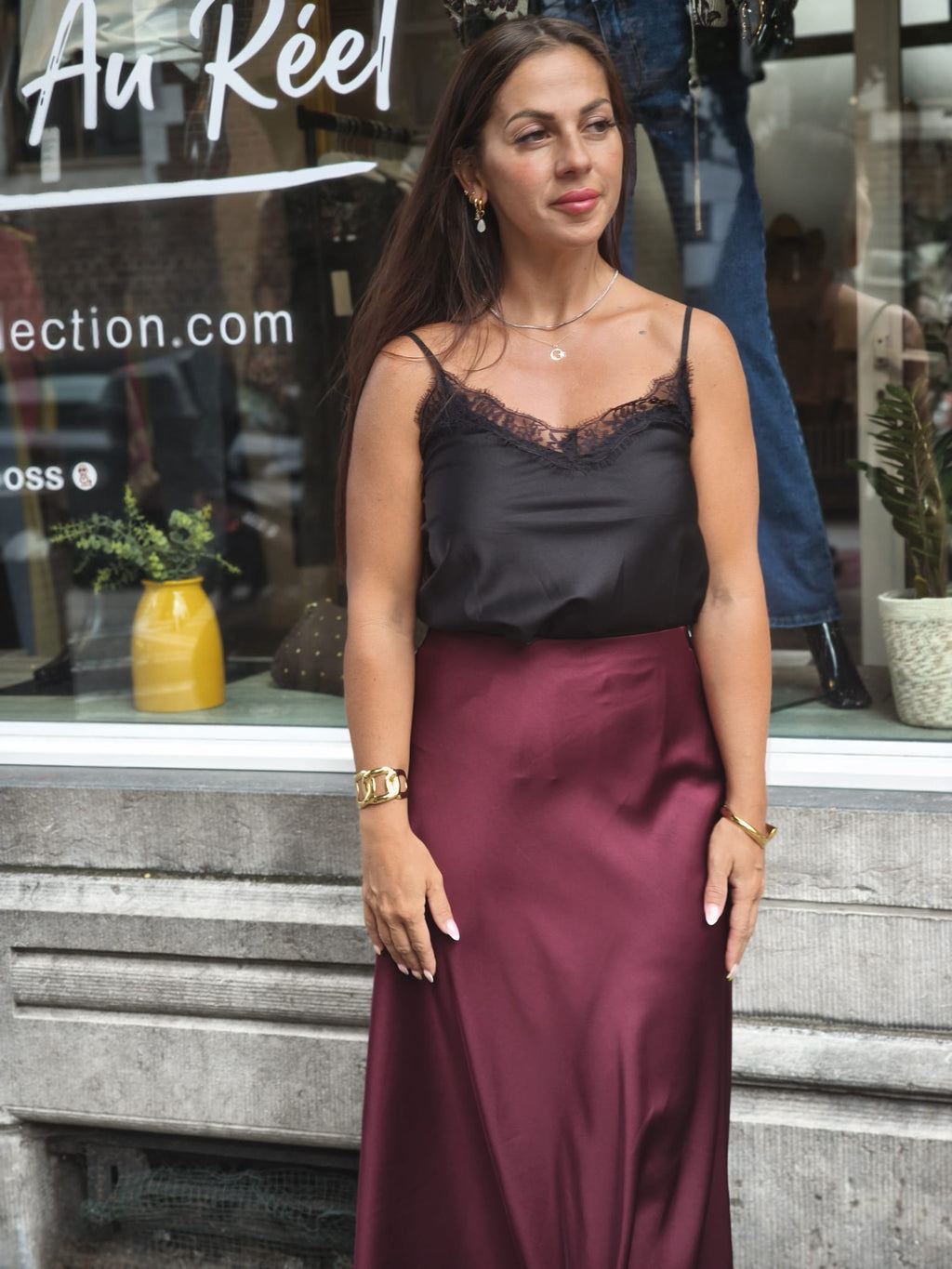 Haut en Satin Noir avec Dentelle