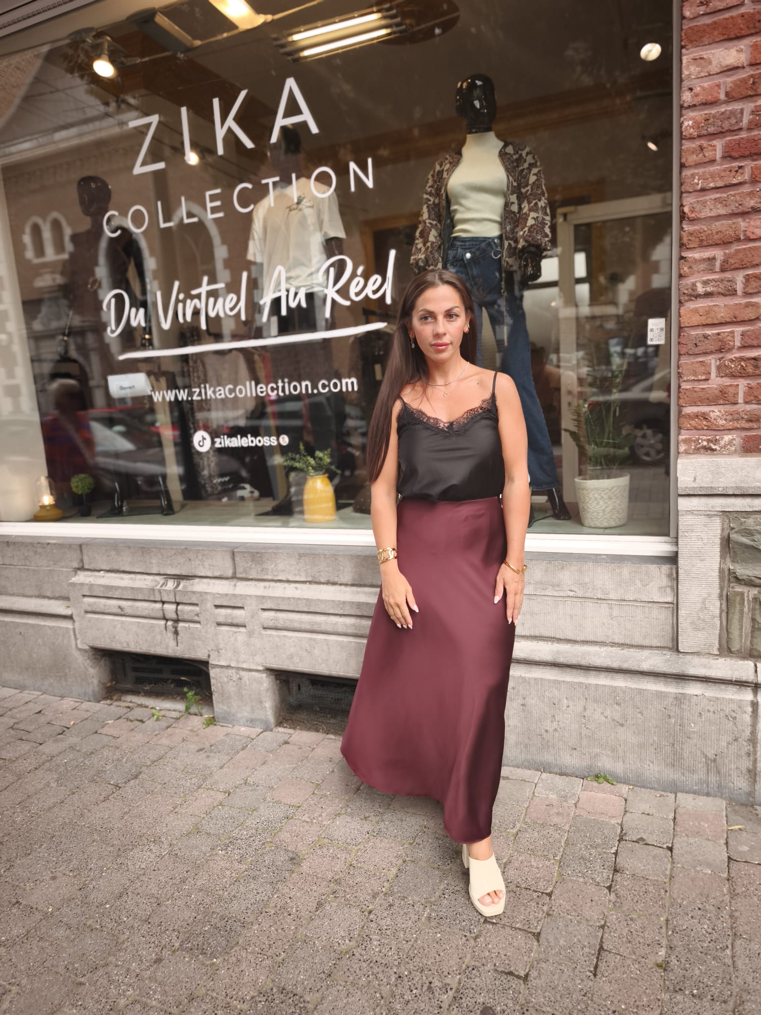 Jupe Fluide Élégante Bordeaux